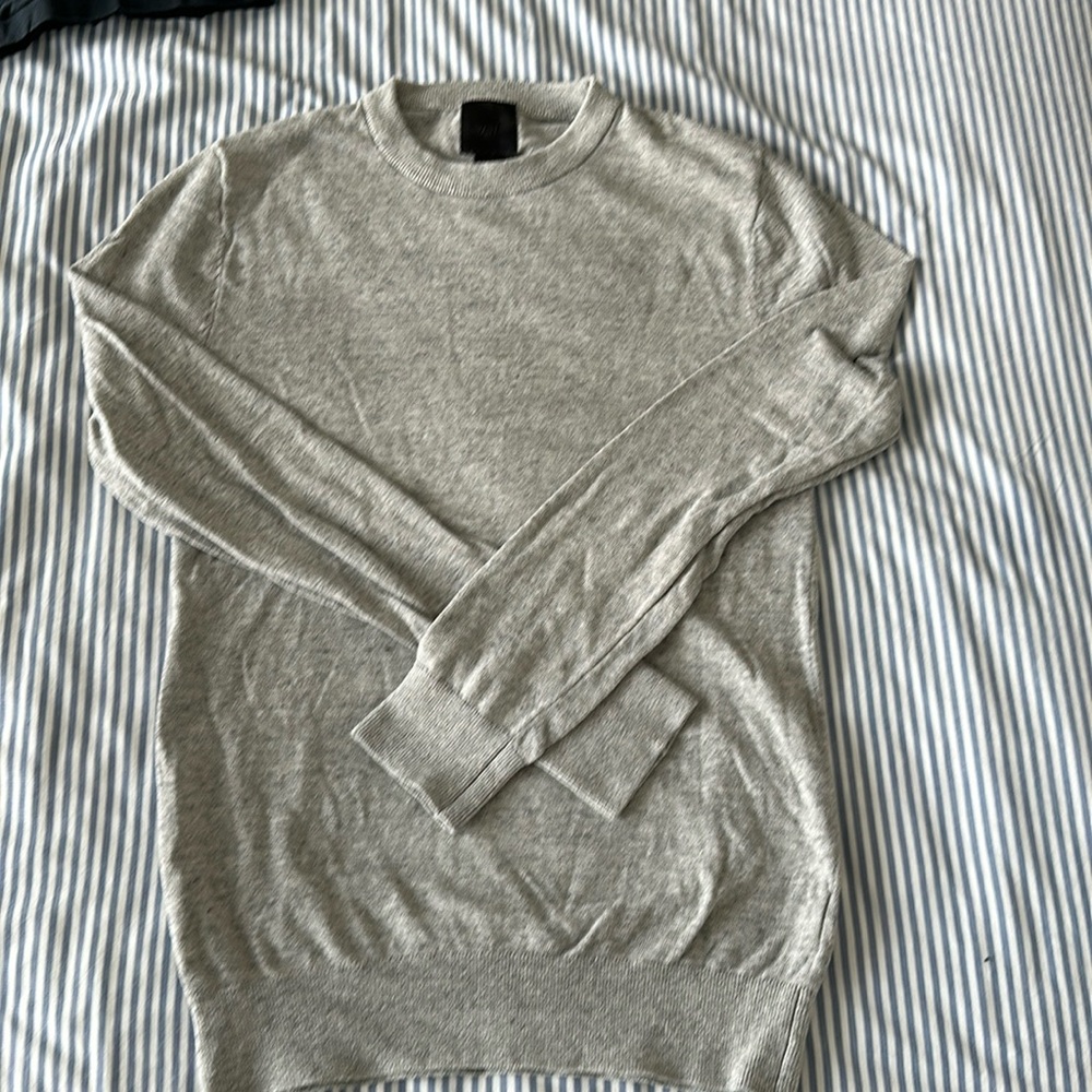 Grey H&M Crewneck Sweater